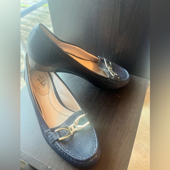 Life Stride navy fatima loafers - Picture 2 of 5